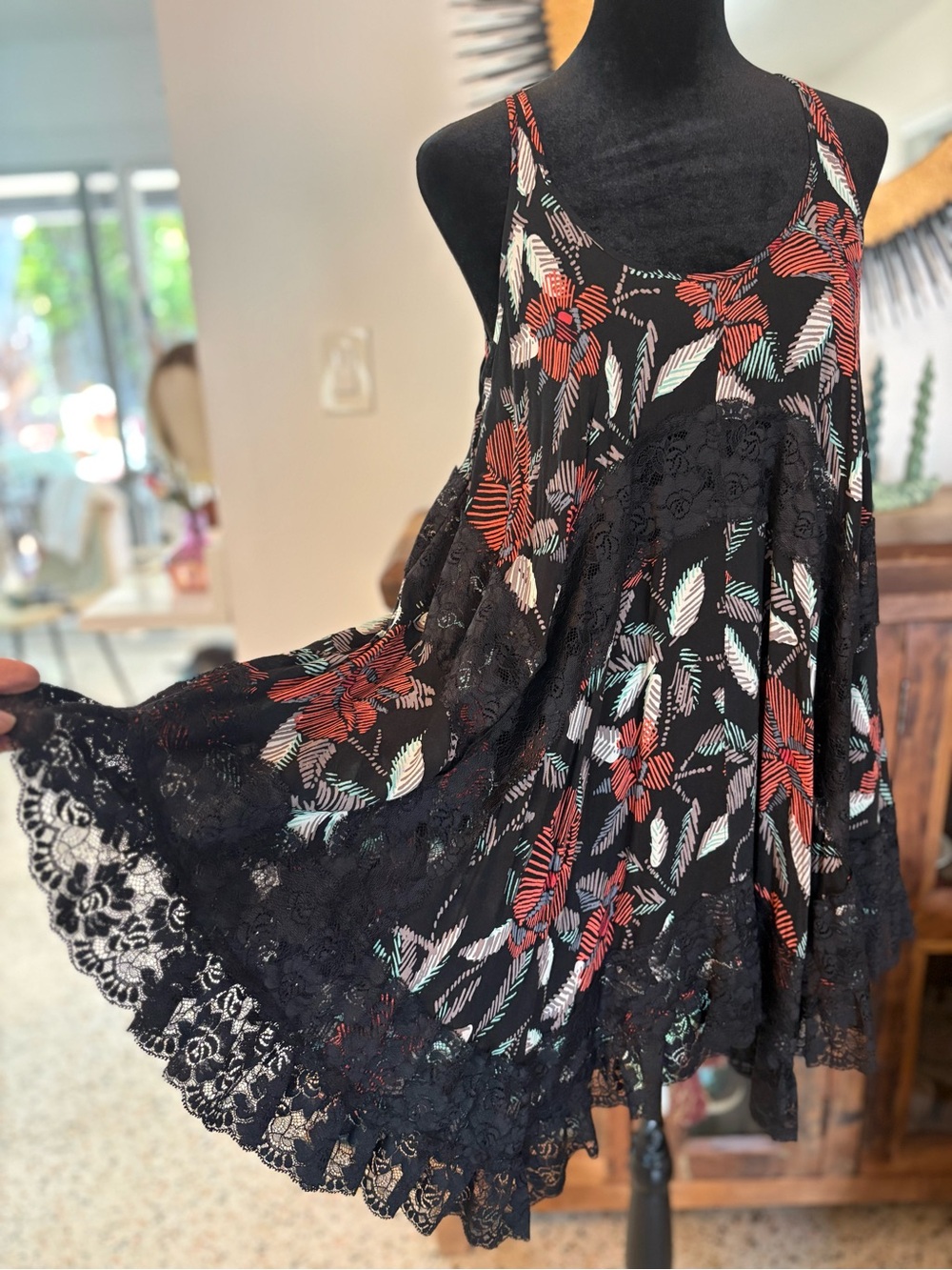 FREE PEOPLE Intimately Yours Black Print Full Cut Sleeveless Swing Top. Lace!